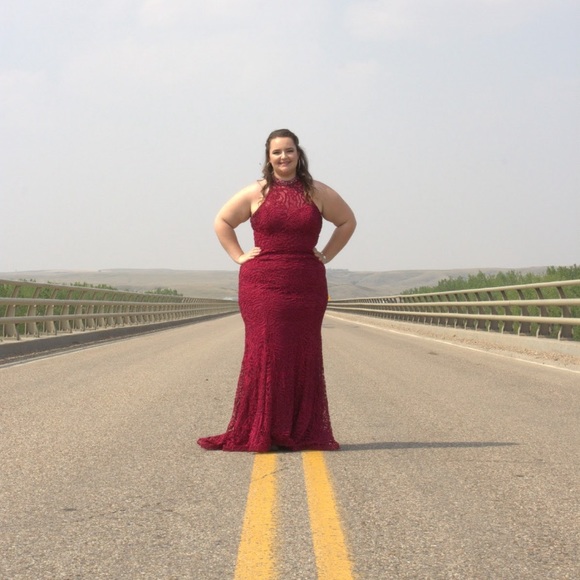 Meet your Posher, Janae - Picture 1 of 1